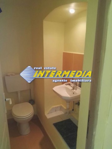 spatiu-comercial-de-inchiriat-centru-150euro-3